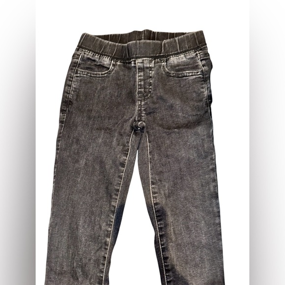 Cat & Jack Kids Black and Blue Jeans Set - Picture 4 of 6